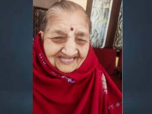  श्रीमती सरस्वती शर्मा का निधन