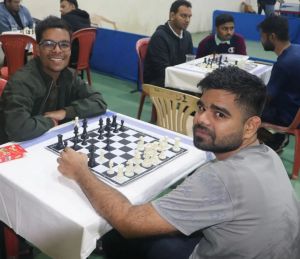 नेहरू मेडिकल कॉलेज में आयोजित हुई कविता, भाषण और खेल प्रतियोगिता नेहरू मेडिकल कॉलेज में आयोजित हुई कविता, भाषण और खेल प्रतियोगिता