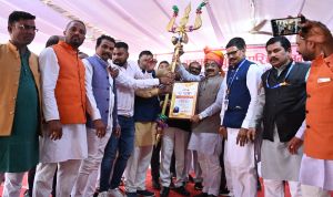 साहू समाज समय के अनुरूप कदम से कदम मिलाकर बढ़ रहा आगे: उप मुख्यमंत्री श्री साव साहू समाज समय के अनुरूप कदम से कदम मिलाकर बढ़ रहा आगे: उप मुख्यमंत्री श्री साव