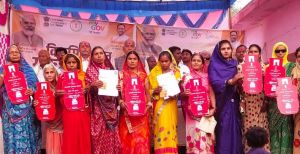 बालोद जिले के विभिन्न गांवों में विकसित भारत संकल्प यात्रा का आयोजन बालोद जिले के विभिन्न गांवों में विकसित भारत संकल्प यात्रा का आयोजन