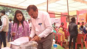  प्रधानमंत्री जनमन शिविर में विशेष पिछड़ी जनजातियों को मिल रहा है योजनाओं का लाभ