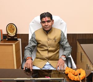 राजस्व एवं आपदा प्रबंधन मंत्री टंकराम वर्मा ने किया पदभार ग्रहण राजस्व एवं आपदा प्रबंधन मंत्री टंकराम वर्मा ने किया पदभार ग्रहण
