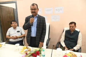 संभागायुक्त श्री राठौर ने पदभार ग्रहण किया संभागायुक्त श्री राठौर ने पदभार ग्रहण किया