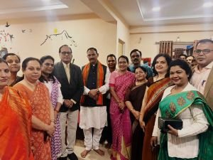  स्वास्थ्य मंत्री जायसवाल से  चिकित्सा शिक्षकों ने की सौजन्य भेंट 