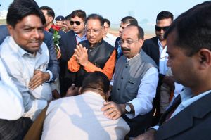  मुख्यमंत्री विष्णु देव साय का धर्म नगरी राजिम में आत्मीय स्वागत