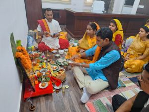 राजस्व एवं आपदा प्रबंधन मंत्री टंकराम वर्मा ने शंकर नगर स्थित बँगला में कार्यालय किया प्रारंभ