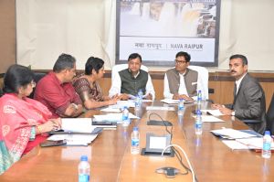  वित्त मंत्री ओ.पी. चौधरी ने की वाणिज्य, उद्योग एवं श्रम विभाग के विभागीय बजट की समीक्षा