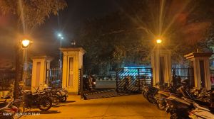  सेन्ट्रल लाईब्रेरी परिसर में हुई लाईट की व्यवस्था