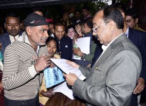  उप मुख्यमंत्री अरुण साव ने &lsquo;जनदर्शन&rsquo; में सुनी लोगों की समस्याएं