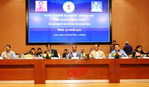 शहरों में विकास और सुविधाएं बढ़ाने प्रतिबद्धता के साथ काम करें अधिकारी – अरुण साव शहरों में विकास और सुविधाएं बढ़ाने प्रतिबद्धता के साथ काम करें अधिकारी – अरुण साव