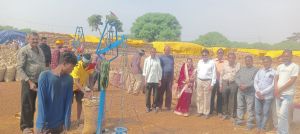 सोसायटियों द्वारा असमर्थता जताने  के बाद भी 31 जनवरी तक धान खरीदवाने प्रशासन आमादा