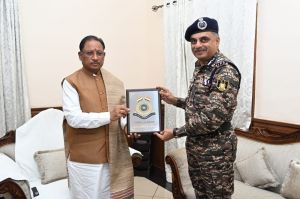 मुख्यमंत्री श्री साय से सीआरपीएफ के डीजी श्री सिंह ने की सौजन्य मुलाकात 