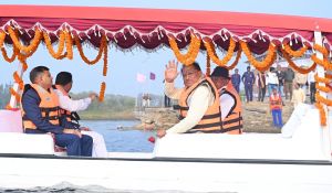  500 एकड़ क्षेत्र में फैला झुमका जलाशय बनेगा पर्यटन क्षेत्र, मुख्यमंत्री ने भी लिया बोटिंग का आनंद