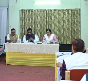 दिव्यांग बच्चों को दिलाएं रोजगार मूलक प्रशिक्षण: सचिव श्री एस. प्रकाश