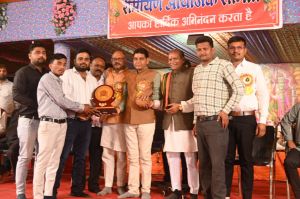 मानस गान प्रतियोगिता के समापन समारोह में  शामिल हुए राजस्व मंत्री श्री वर्मा  