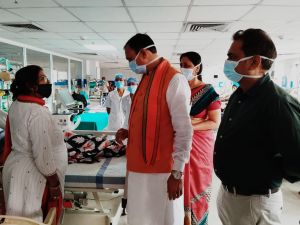 स्वास्थ्य मंत्री श्याम बिहारी जायसवाल ने किया अम्बेडकर अस्पताल का औचक निरीक्षण, दिए आवश्यक निर्देश स्वास्थ्य मंत्री श्याम बिहारी जायसवाल ने किया अम्बेडकर अस्पताल का औचक निरीक्षण, दिए आवश्यक निर्देश