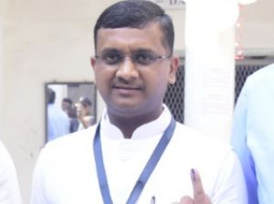 अजय कुमार अग्रवाल होंगे नए जनसंपर्क संचालक, अतिरिक्त मुख्य कार्यपालन अधिकारी संवाद और संयुक्त परिवहन आयुक्त पद की भी मिली जिम्मेदारी अजय कुमार अग्रवाल होंगे नए जनसंपर्क संचालक, अतिरिक्त मुख्य कार्यपालन अधिकारी संवाद और संयुक्त परिवहन आयुक्त पद की भी मिली जिम्मेदारी