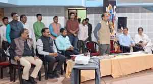 कलेक्टर डॉ सिंह जे.एन पाण्डेय स्कूल में आयोजित पेंशन एवं समस्या निवारण शिविर में हुए शामिल कलेक्टर डॉ सिंह जे.एन पाण्डेय स्कूल में आयोजित पेंशन एवं समस्या निवारण शिविर में हुए शामिल