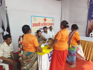 मंत्री  बृजमोहन अग्रवाल के निर्देश पर  राजिम कुंभ कल्प मेले में बना अस्थायी अस्पताल