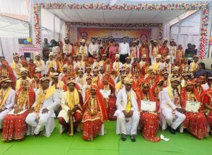  मुख्यमंत्री कन्या विवाह योजना अंतर्गत बालोद जिले के  कुल 185 वर-वधु बँधे परिणय सूत्र में
