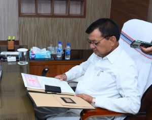 श्रम मंत्री ने छ.ग. भवन एवं अन्य सन्निर्माण कर्मकार कल्याण मंडल के अध्यक्ष का पदभार ग्रहण किया