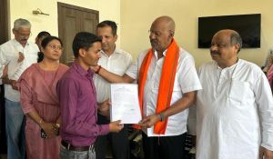  शिक्षा मंत्री बृजमोहन अग्रवाल ने नए व्याख्याताओं को नियुक्ति पत्र सौंपे