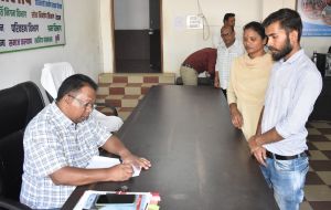 जनदर्शन में संयुक्त कलेक्टर लकरा ने सुनी आम लोगों की समस्याएं 