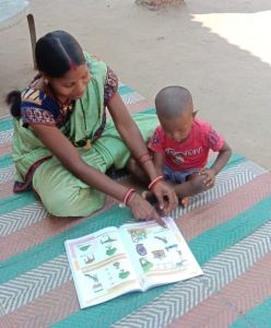 महतारी वंदन योजना की राशि से रजनी गढ़ेगी अपने बच्चों का उज्जवल भविष्य महतारी वंदन योजना की राशि से रजनी गढ़ेगी अपने बच्चों का उज्जवल भविष्य