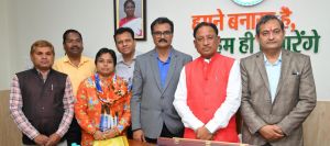 मुख्यमंत्री से अधिवक्ता संघ के नवनिर्वाचित पदाधिकारीओ ने की सौजन्य मुलाकात मुख्यमंत्री से अधिवक्ता संघ के नवनिर्वाचित पदाधिकारीओ ने की सौजन्य मुलाकात