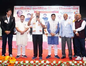 स्कूलों में शारीरिक शिक्षा को वैकल्पिक विषय के रूप में शामिल किया जाएगा : शिक्षा मंत्री बृजमोहन अग्रवाल स्कूलों में शारीरिक शिक्षा को वैकल्पिक विषय के रूप में शामिल किया जाएगा : शिक्षा मंत्री बृजमोहन अग्रवाल