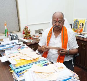 शिक्षा मंत्री को मिले प्राइमरी स्कूल की बालिकाओं के मासूमियत से भरे पत्र शिक्षा मंत्री को मिले प्राइमरी स्कूल की बालिकाओं के मासूमियत से भरे पत्र