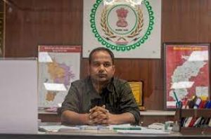 संपत्ति के विरूपण पर की जाए आवश्यक कार्यवाही: कलेक्टर डॉ. गौरव सिंह संपत्ति के विरूपण पर की जाए आवश्यक कार्यवाही: कलेक्टर डॉ. गौरव सिंह