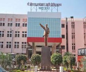  अम्बेडकर अस्पताल में स्यूडो सिस्ट इन पैंक्रियाज का सफल ऑपरेशन कर युवक की बचाई जान