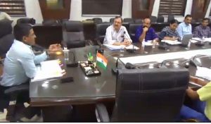  कलेक्टर ने बैठक में की स्वास्थ्य विभाग की समीक्षा