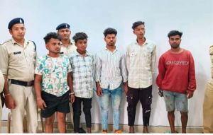 गुटखा खाने के नाम पर हुए विवाद में की थी युवक की हत्या , पांच आरोपी जेल भेजे गए गुटखा खाने के नाम पर हुए विवाद में की थी युवक की हत्या , पांच आरोपी जेल भेजे गए