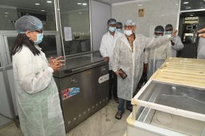 कलेक्टर द्वारा दाऊ श्री वासुदेव चन्द्राकर कामधेनु विश्वविद्यालय दुर्ग का किया निरीक्षण कलेक्टर द्वारा दाऊ श्री वासुदेव चन्द्राकर कामधेनु विश्वविद्यालय दुर्ग का किया निरीक्षण