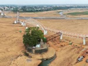 गोबरा नवापारा स्थित महानदी पैरी सोंधूर नदियों के संगम स्थल में नेहरू घाट में दीपदान के साथ भव्य स्वीप कार्यक्रम का आयोजन गोबरा नवापारा स्थित महानदी पैरी सोंधूर नदियों के संगम स्थल में नेहरू घाट में दीपदान के साथ भव्य स्वीप कार्यक्रम का आयोजन