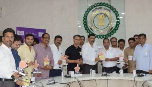 मतदाताओं को प्रोत्साहित करने के लिए अब चेम्बर ऑफ कॉमर्स की पहल मतदाताओं को प्रोत्साहित करने के लिए अब चेम्बर ऑफ कॉमर्स की पहल