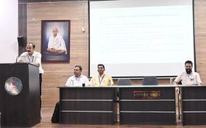 प्रेक्षक को सीधे रिपोर्ट करेंगे माईक्रो आब्जर्वर प्रेक्षक को सीधे रिपोर्ट करेंगे माईक्रो आब्जर्वर