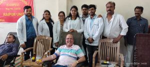 मजदूर दिवस पर रायपुर में आयोजित हुआ विशाल रक्तदान शिविर मजदूर दिवस पर रायपुर में आयोजित हुआ विशाल रक्तदान शिविर