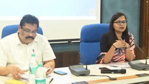 जिले के सभी मतदान केन्द्रों में मूलभूत सुविधाएं की जाएं सुनिश्चित: कलेक्टर जिले के सभी मतदान केन्द्रों में मूलभूत सुविधाएं की जाएं सुनिश्चित: कलेक्टर