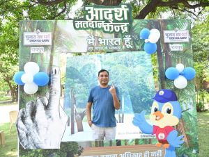  मुख्यमंत्री के सचिव डॉ. बसवराजु एस. ने किया मतदान