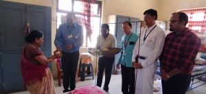 विश्व रेड क्रॉस दिवस के उपलक्ष्य में "कीपिंग ह्यूमैनिटी अलाइव" थीम पर पुलगांव वृद्धाश्रम में किया गया स्वास्थ्य परीक्षण