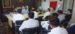  निगम आयुक्त ने विज्ञापन एजेंसियों के संचालको एवं प्रतिनिधियों की बैठक ली 