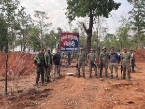   नक्सल प्रभावित क्षेत्र ग्राम मोहन्दी में नवीन कैम्प खोला गया 