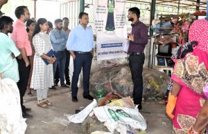  कलेक्टर ने किया विभिन्न विकास कार्यों का निरीक्षण