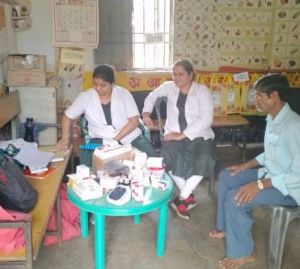 बोड़ेगांव में प्रभावितों का इलाज घर पर ही बोड़ेगांव में प्रभावितों का इलाज घर पर ही