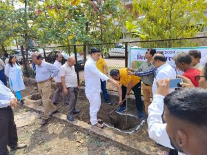 विश्व पर्यावरण दिवस पर भिलाई निगम के विभिन्न क्षेत्रो में वृक्षारोपण किया गया विश्व पर्यावरण दिवस पर भिलाई निगम के विभिन्न क्षेत्रो में वृक्षारोपण किया गया