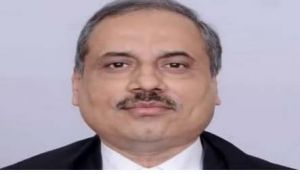 मुख्य न्यायाधीश द्वारा लंबित न्यायालयीन प्रकरणों की समीक्षा मुख्य न्यायाधीश द्वारा लंबित न्यायालयीन प्रकरणों की समीक्षा