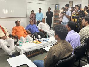 मुख्यमंत्री विष्णुदेव साय का ट्रायबल यूथ हॉस्टल का दौरा मुख्यमंत्री विष्णुदेव साय का ट्रायबल यूथ हॉस्टल का दौरा